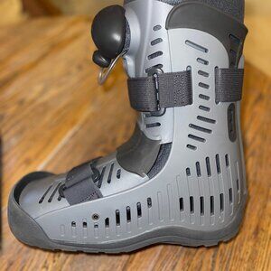 Ossur Rebound Air Walker Boot Low w/ air pump rocker bottom/super cond/L